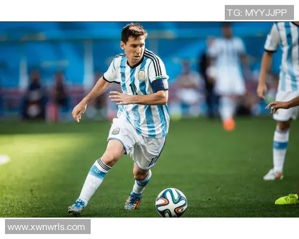 全球顶级足球球星排名一至三十号解析与未来展望 全球顶级足球球星排名一至三十号解析与未来展望